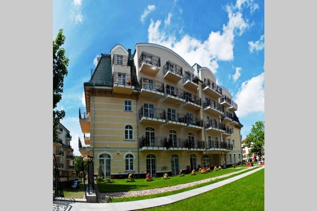 Апартаменты Trzy Korony Свиноуйсьце Экстерьер фото